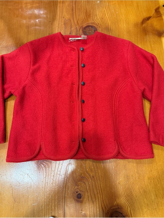 Nell flower Sweaters - 100% Wool Red Women's Button-Front Cardigan